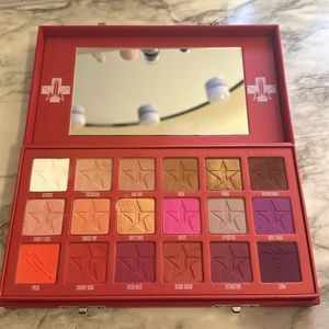 Jeffree Star ‘Blood Sugar’ Eyeshadow Pallete